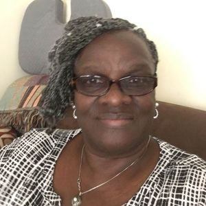 Meet your Posher, Valeria